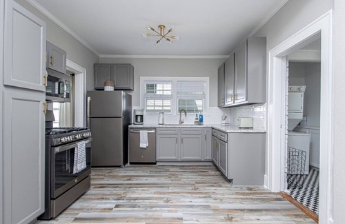Capital View Casa | NEWLY REMODELED HOME MINS TO HILLCREST & DOWNTOWN