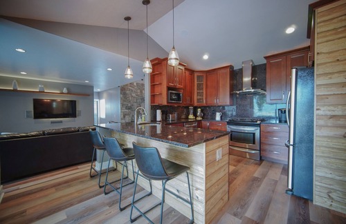 Glenwood Springs Casa | Newly remodeled home near Glenwood & hot springs