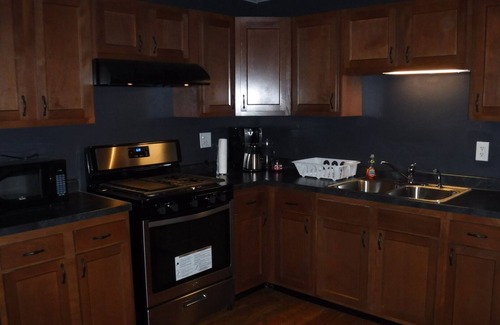 Harambee Casa | ¡Hogar recientemente remodelado! A cinco minutos del centro de Milwaukee