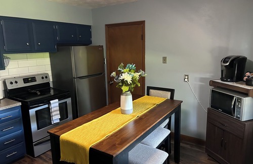 Farmington Casa | Freshly remodeled house minutes away from downtown, golf courses + BIG back yard
