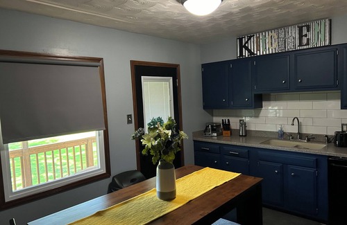 Farmington Casa | Freshly remodeled house minutes away from downtown, golf courses + BIG back yard