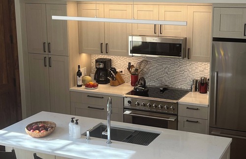 West End Condominio | Fabuloso Montaña Contemporáneo 1 BR + Loft Aspen Condo
