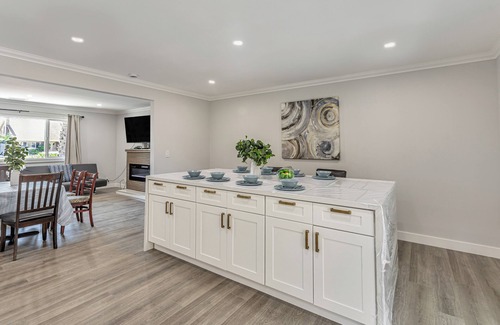 Silver Creek Casa | Newly Remodeled Spacious 5-bedroom house in SJ with FREE/WIFI/LAUNDRY/PARKINGS
