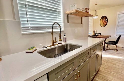 Salinas Casa | Newly remodeled spacious King suite 2bd 1b duplex