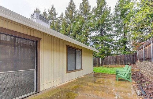 Rescue Casa | Newly Remodeled Townhouse