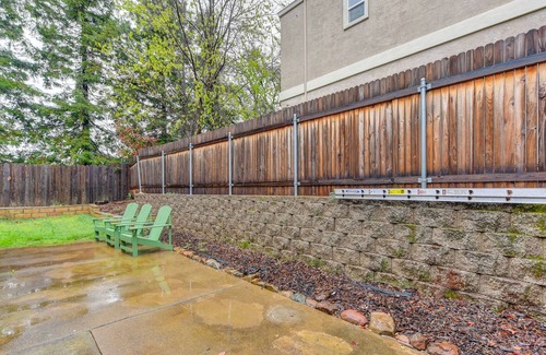Rescue Casa | Newly Remodeled Townhouse