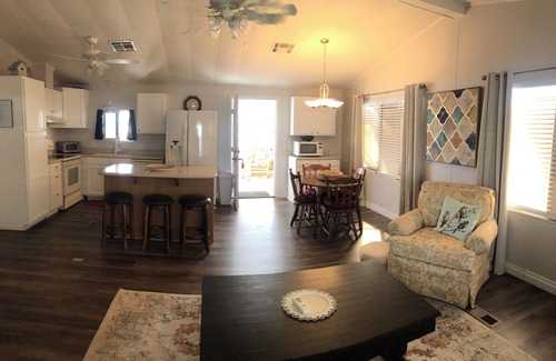 Apache Junction Casa | Newly remodeled with beautiful Mountain views in a nice 55 plus park.