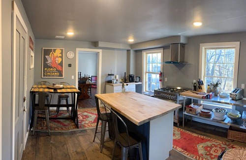 Lime Rock Casa | Newly renovated charming home , Brand new chefs kitchen very comfortable home .