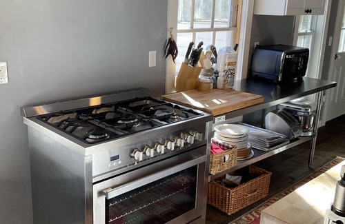 Lime Rock Casa | Newly renovated charming home , Brand new chefs kitchen very comfortable home .