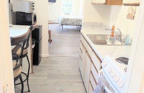Ocean Park Apartamento | Newly renovated studio,apartment with WiFi, AC in Old Orchard Beach