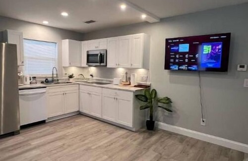 Lake Panasoffkee Casa | Newly renovated vacation house!