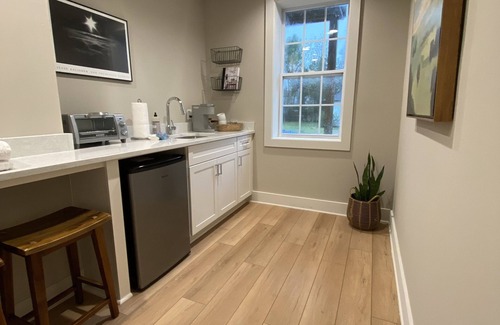 Southeast Pensacola Apartamento | Newly renovated 1 bedroom **excellent location**