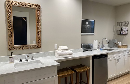 Southeast Pensacola Apartamento | Newly renovated 1 bedroom **excellent location**