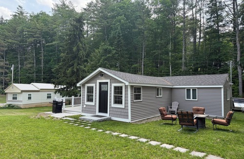 Alton Casa | Newly renovated 2-bedroom house with access to Lake Winnipesaukee in Alton Bay