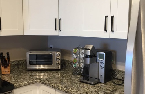 Redington Shores Condominio | Newly Renovated 2-Bed, 2-Bath Condo on Indian Shore Beach! Read Description!!