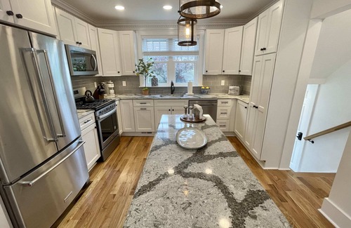 Skaneateles Casa | Newly renovated 3 bed/2bath pet friendly home. Walking distance of village!