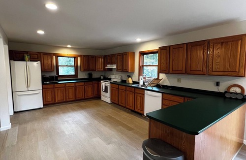 Oneonta Casa | Newly Renovated 3 Bedroom Home
