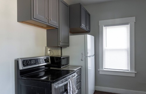 Dayton Casa | Newly Renovated 3 Bedroom, Near Campus!