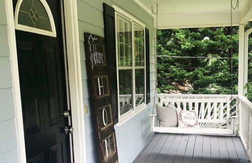 Athens Casa | Newly Renovated 3 bed/2 bath Home near Athens