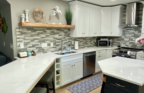 Southmont Casa | ¡GRAN VALOR! Muelle privado con rampa para botes cerca. Kayaks GRATIS / Firepit / Flotadores / WiFi