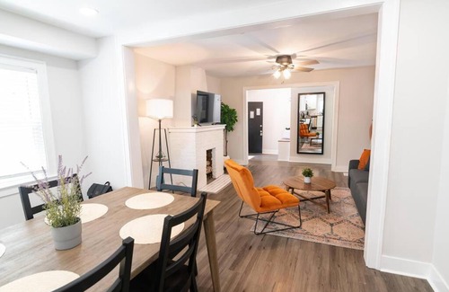 Independence Casa | Newly Renovated 3BR with Private Yard and Parking!
