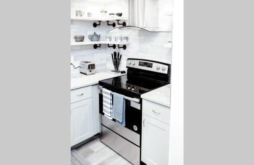 University District Apartamento | Newly Renovated(6A) OSU/ExpoCenter Near EVERYTHING!