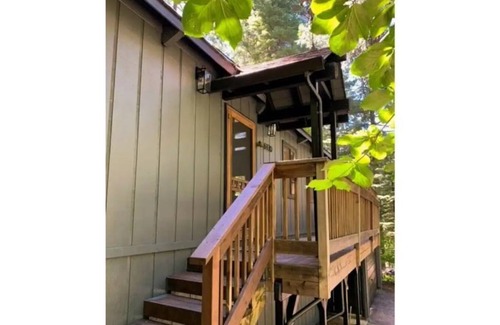 Placerville Chalet De Esquí | Newly Renovated A Frame Chalet