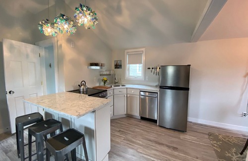 Edgartown Apartamento | Newly Renovated Apartment in the heart of Edgartown on the Bike Path!