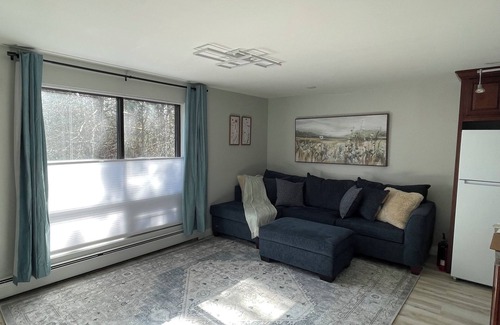 Derby Center Apartamento | Newly renovated apartment in Derby central to lakes, restaurants and shopping.