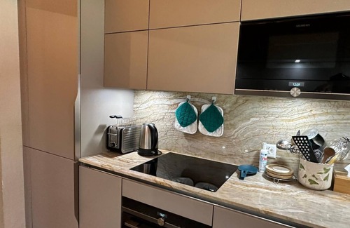 Zweisimmen Nr Gstaad Chalet De Esquí | Newly Renovated APT in Wispile Near the Park Hotel