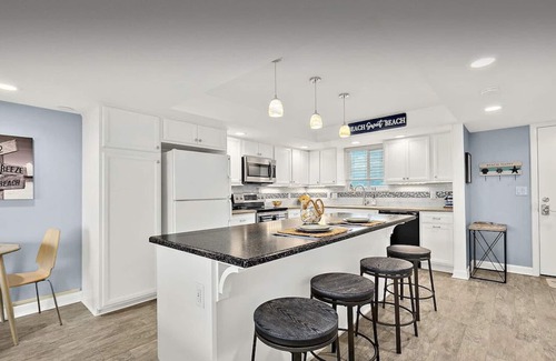 Flagler Beach Condominio | Newly Renovated - Beach Front Condo - LBTR #34535