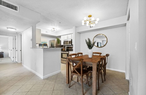 Indian Bayou Casa | Newly Renovated Beach Condo in Destin-10 minutes to Crab Island