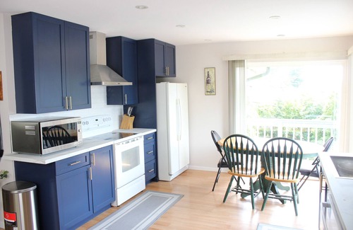 Canyon Heights Casa | Newly renovated 3BD 2 Bath, Spacious with lots of light!