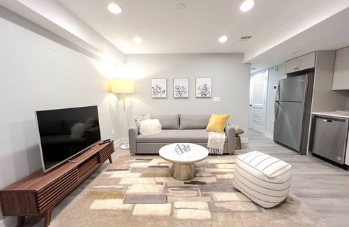 Downtown Jersey City Casa | Newly renovated condo, minutes to NYC!