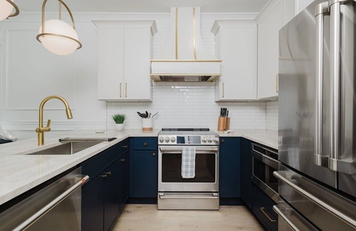 Northeast South Bend Condominio | Newly renovated condo on Notre Dame Ave, steps from the Golden Dome! Sleeps 4-6!