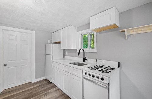 Alton Cabaña | Newly Renovated Cottage 7 in Alton Bay