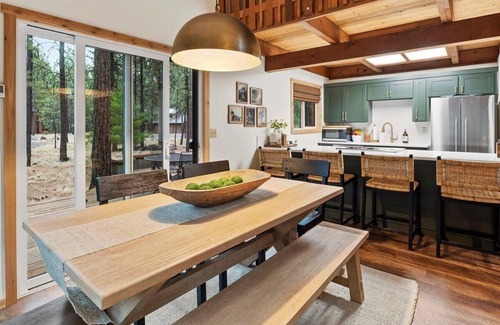 Black Butte Ranch Cabina | Newly renovated cozy cabin in charming Black Butte Ranch