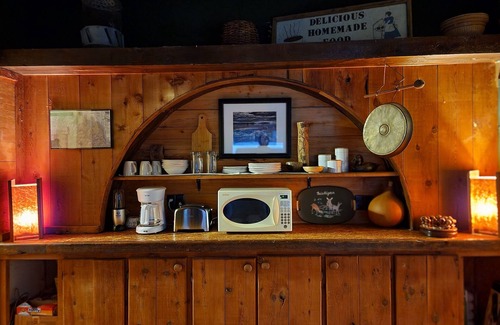 Big Bay Casa | Newly renovated. Cozy home for a perfect quiet getaway 25 miles from Marquette