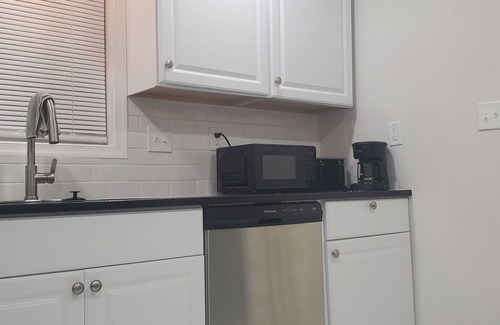 Petersburg Casa | Newly renovated cozy Home away from home