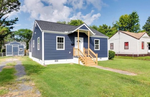 Petersburg Casa | Newly renovated cozy Home away from home