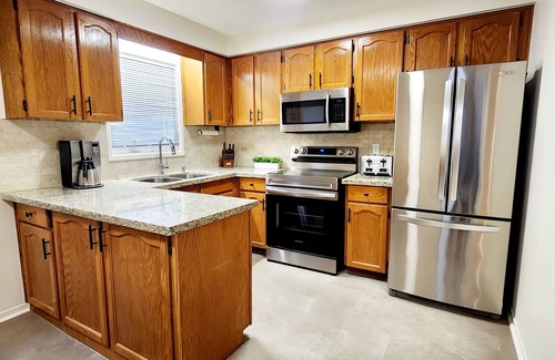 Fisherville Casa | Newly Renovated Detached House in North York