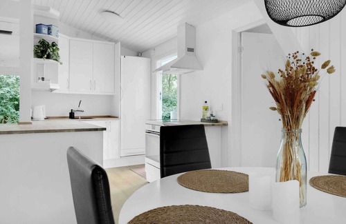 Faxe Ladeplads Casa | Newly renovated holiday home in the forest