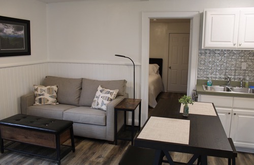 Waynesville Casa | Newly renovated downtown Waynesville cottage w/creek & outdoor space!