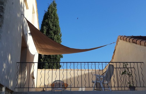 Aubignan Casa | Newly renovated duplex with large terrace