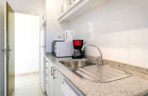 Benidorm Apartamento | Apartamento de vacaciones con parking gratuito, directo en la playa