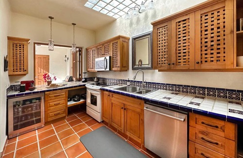 Nopolo Casa | Newly renovated, 2 bedroom, 2 bath Location at FN 525