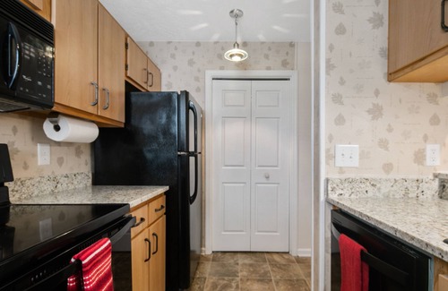 Westover Condominio | Newly Renovated Ground Floor Condo minutes to Fort Liberty