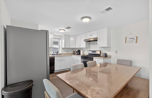 Middletown Casa | Newly Renovated Historic Middletown Home 15 min to Harris-Hershey!