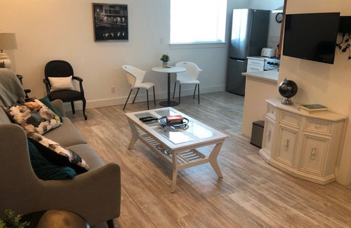 Ladysmith Apartamento | Newly renovated Historical Ladysmith Building