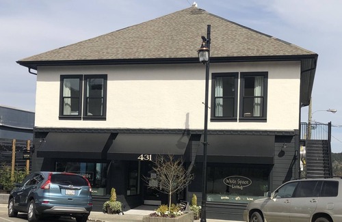 Ladysmith Apartamento | Newly renovated Historical Ladysmith Building